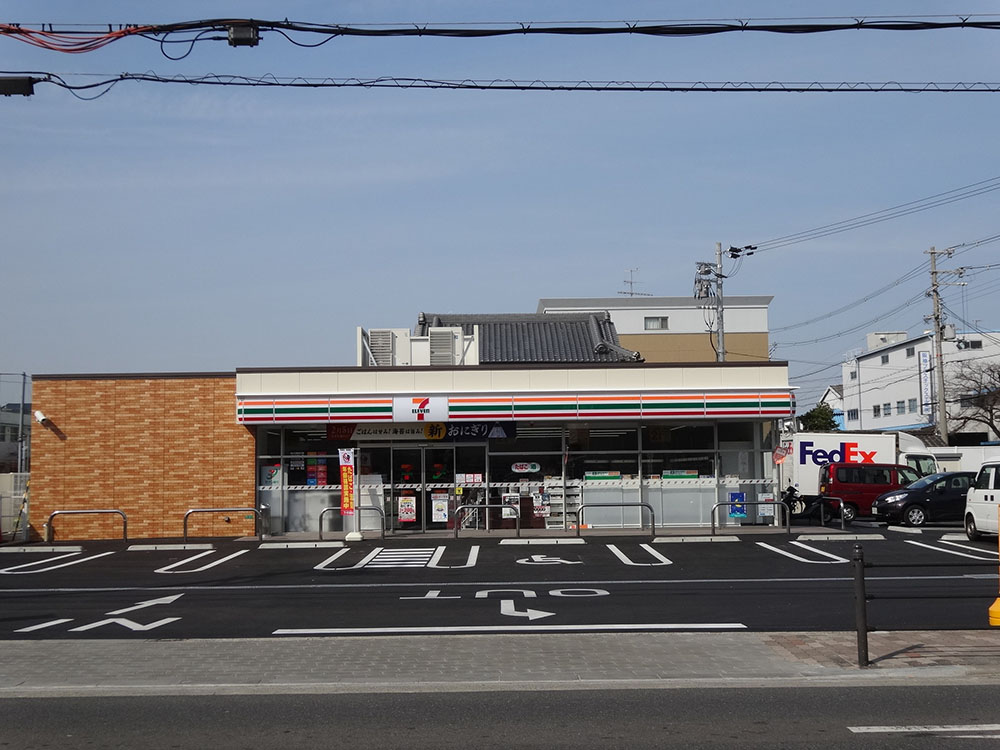 セブンイレブン（加美東２丁⽬店）の店舗外観